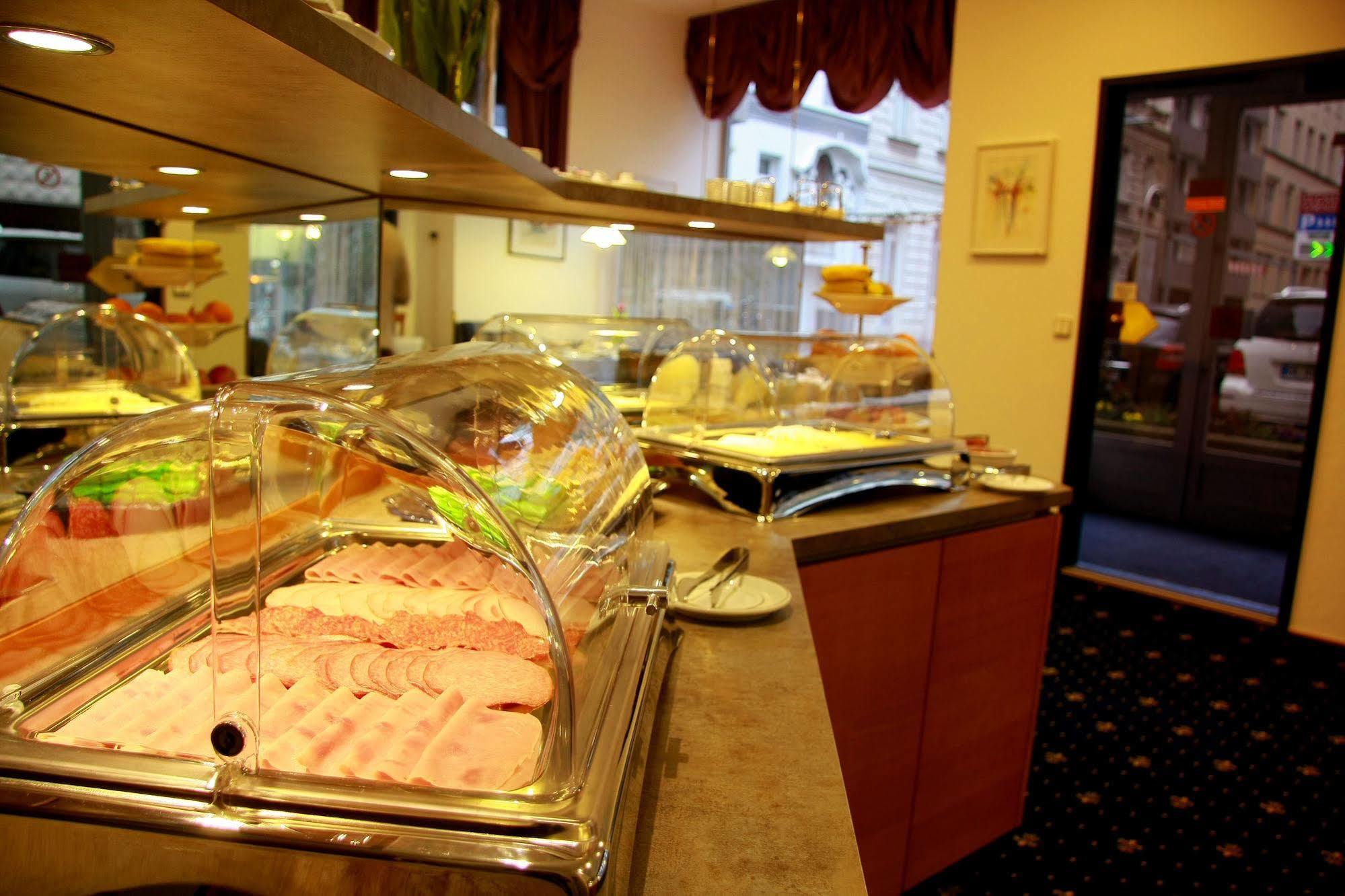 The Weekend 4* Vienne
